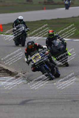 media/Nov-30-2025-TrackDaz (Sun) [[d8b22663df]]/A Group/Session 3 (Off Ramp)/